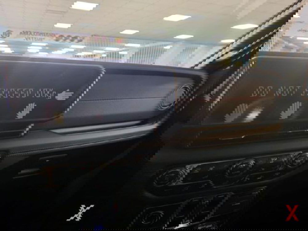 Jeep Wrangler Unlimited nuova a Varese (19)