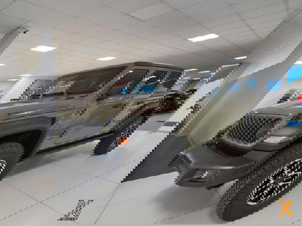 Jeep Wrangler Unlimited nuova a Varese (4)