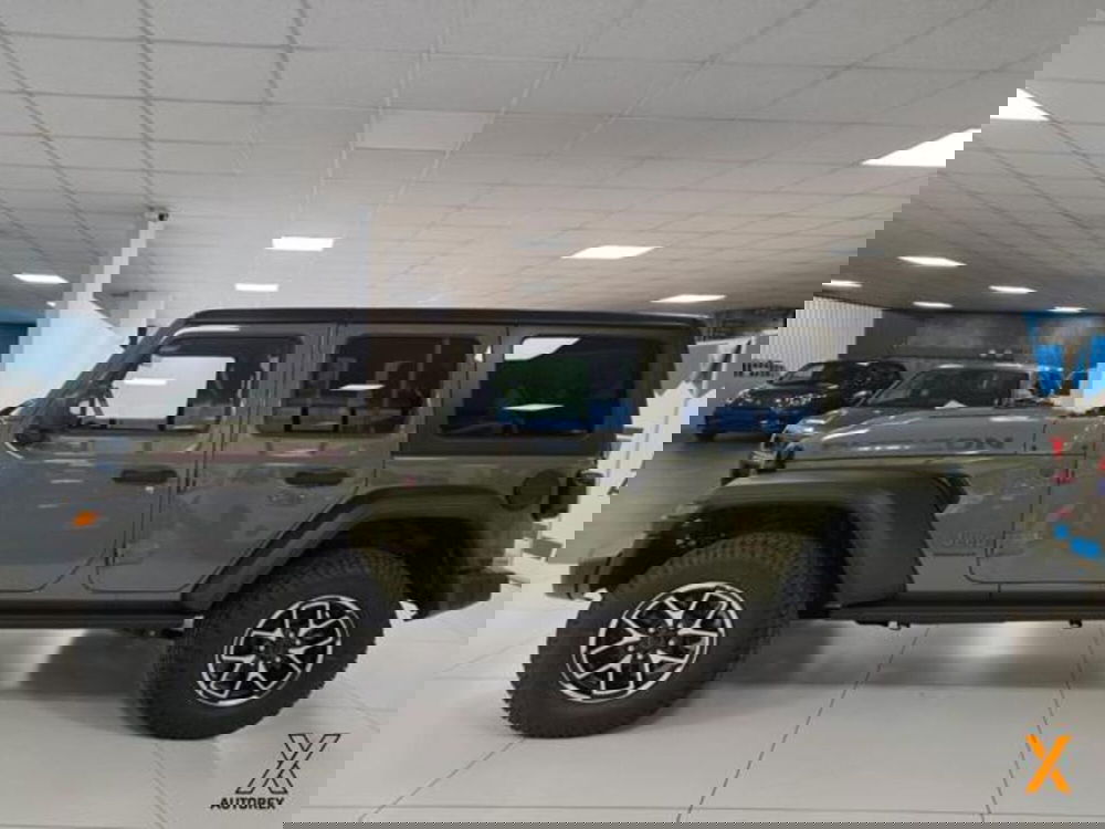 Jeep Wrangler Unlimited nuova a Varese (5)