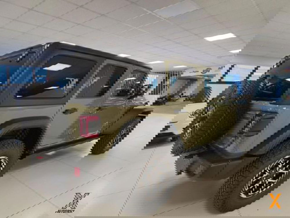 Jeep Wrangler Unlimited nuova a Varese (7)