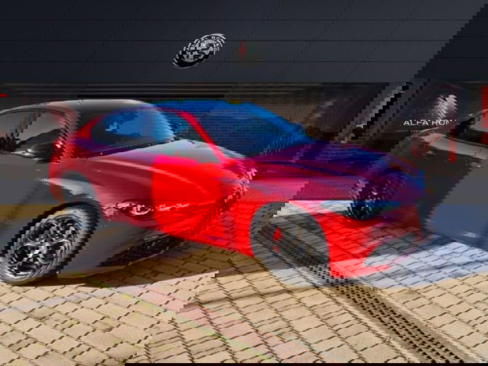 Alfa Romeo Giulia nuova a Monza e Brianza (3)