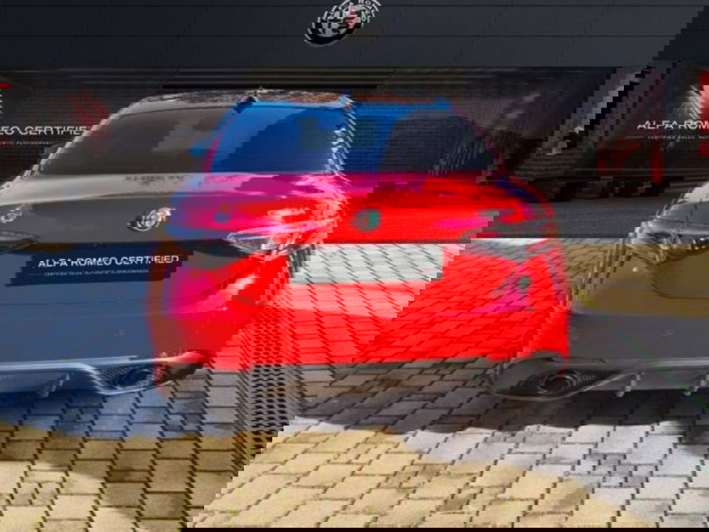 Alfa Romeo Giulia nuova a Monza e Brianza (5)