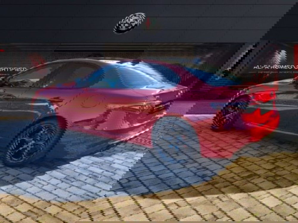 Alfa Romeo Giulia nuova a Monza e Brianza (7)