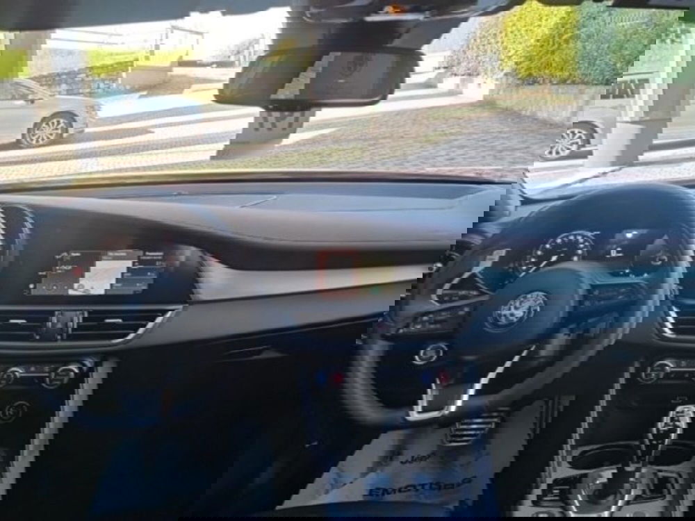 Alfa Romeo Giulia nuova a Monza e Brianza (8)