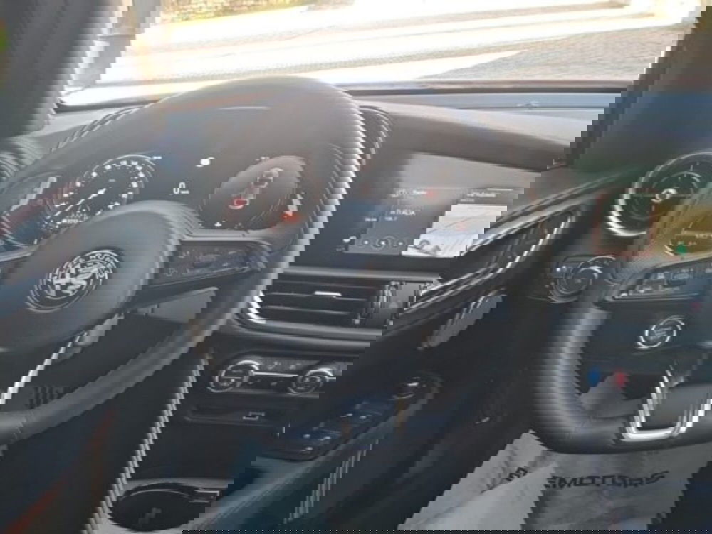 Alfa Romeo Giulia nuova a Monza e Brianza (9)