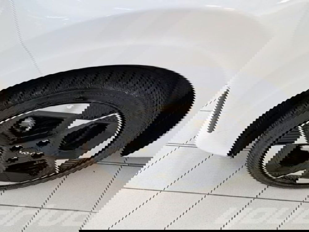 Kia Picanto nuova a Napoli (17)