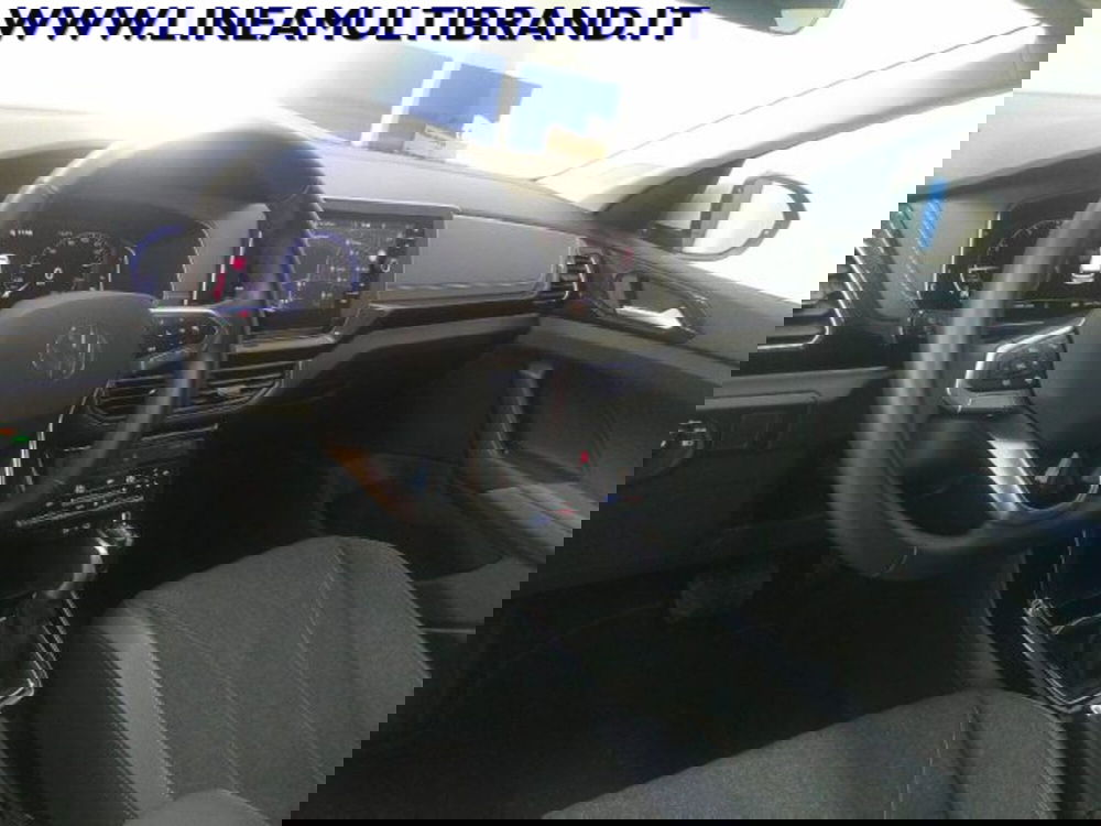 Volkswagen T-Cross usata a Piacenza (20)