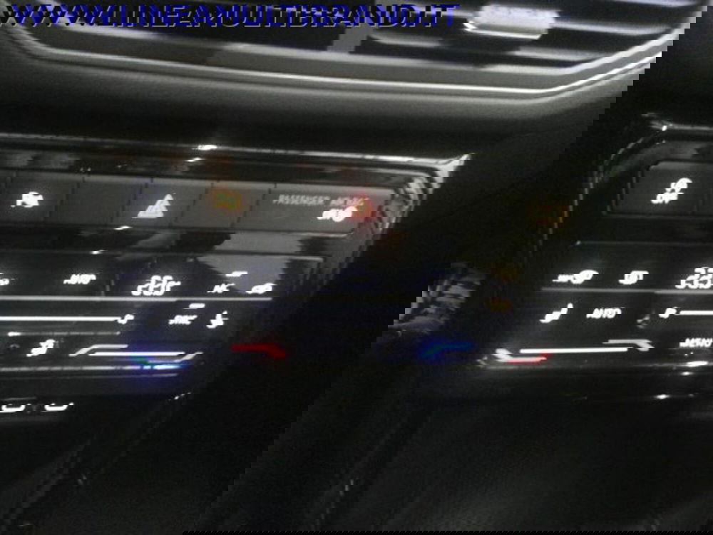 Volkswagen T-Cross usata a Piacenza (8)