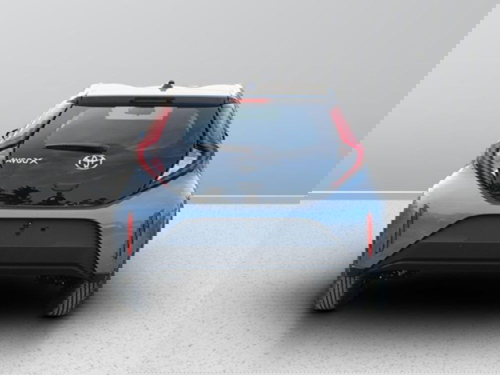 Toyota Aygo X nuova a Teramo (5)