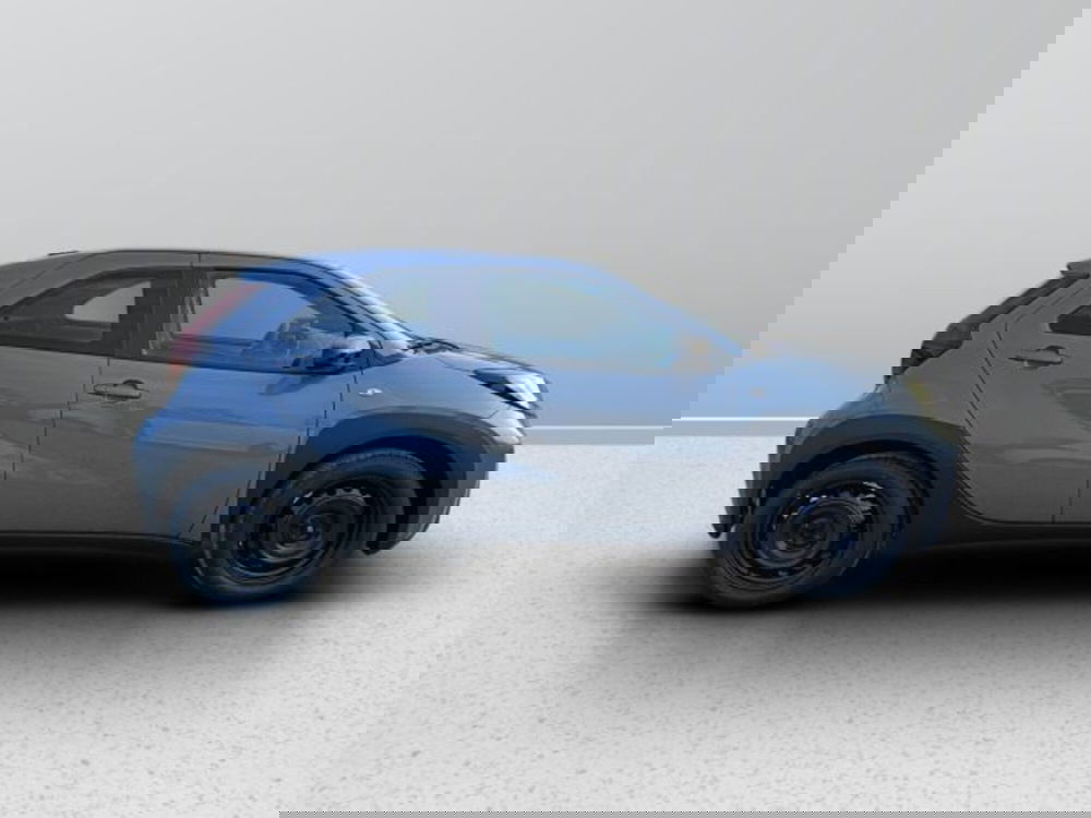 Toyota Aygo X nuova a Teramo (3)