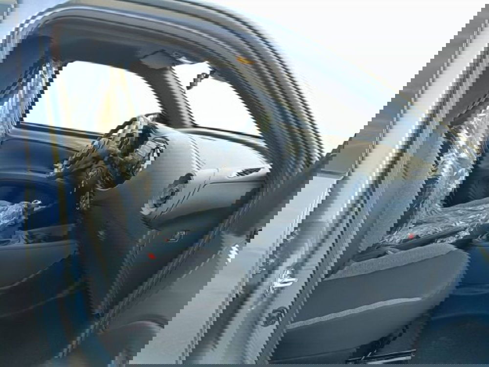 Toyota Aygo X nuova a Teramo (11)