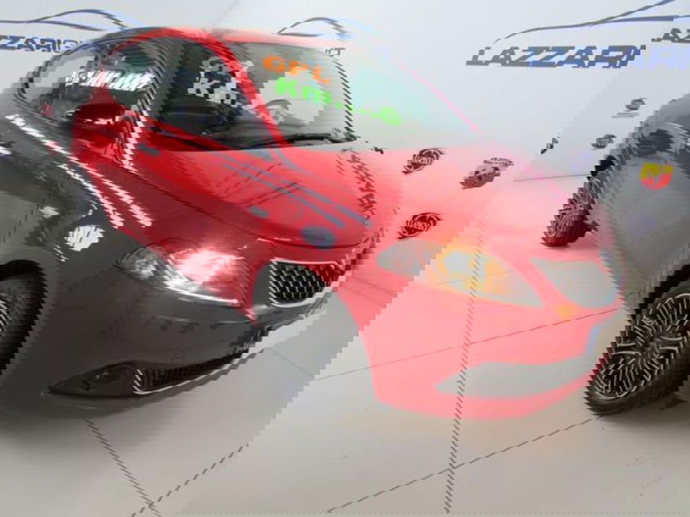 Lancia Ypsilon nuova a Lodi (5)