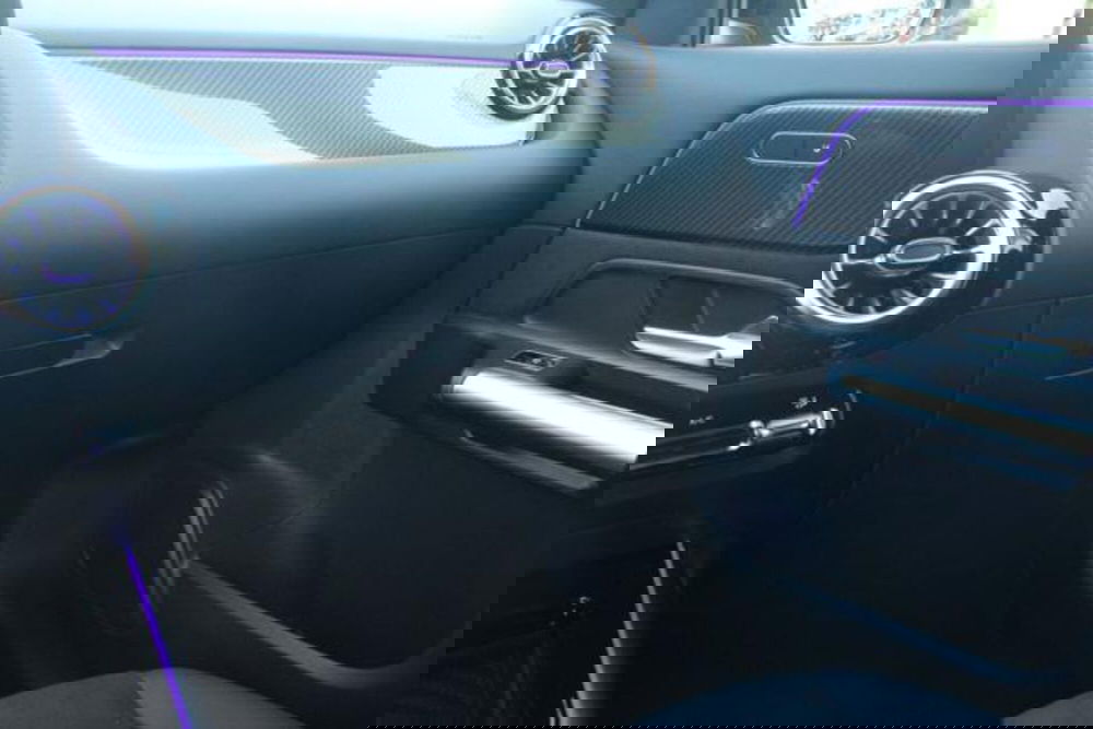 Mercedes-Benz GLA SUV nuova a Lecce (10)