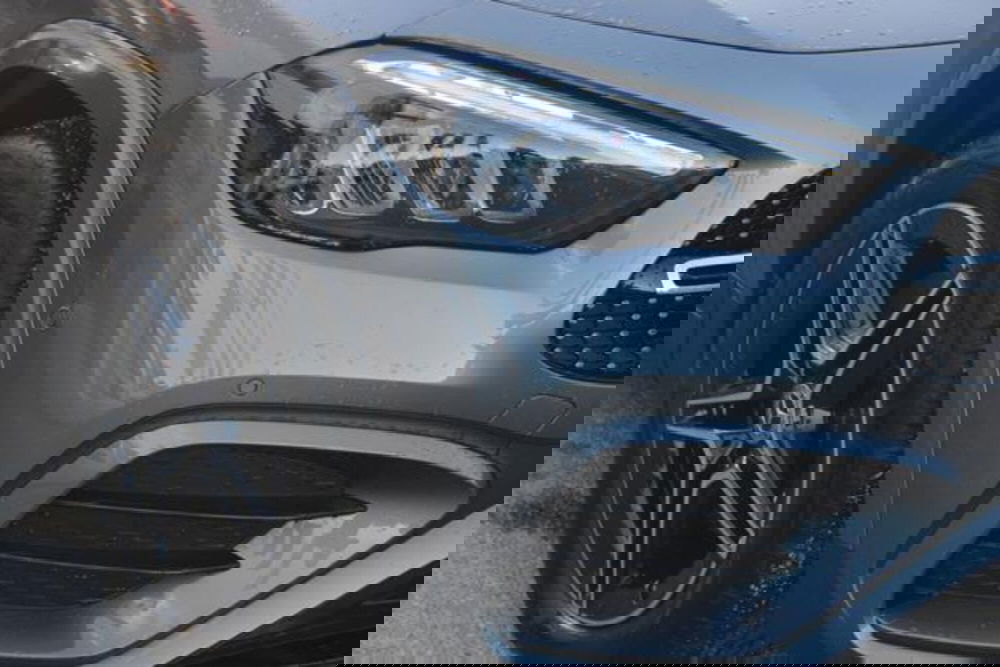 Mercedes-Benz GLA SUV nuova a Lecce (2)