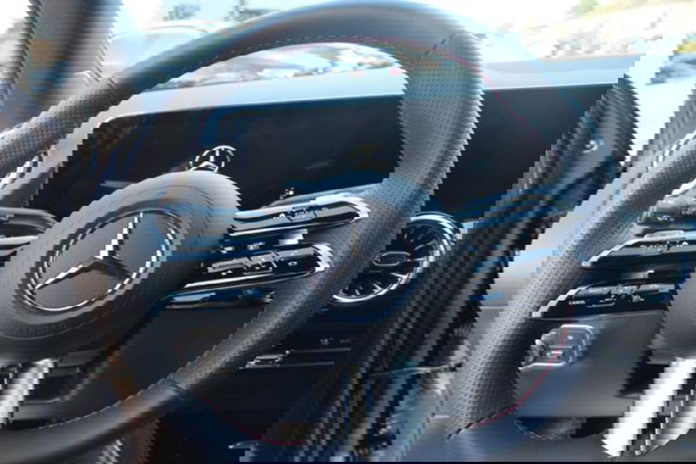 Mercedes-Benz GLA SUV nuova a Lecce (7)