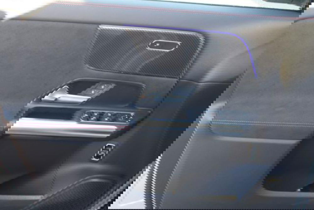 Mercedes-Benz GLA SUV nuova a Lecce (13)