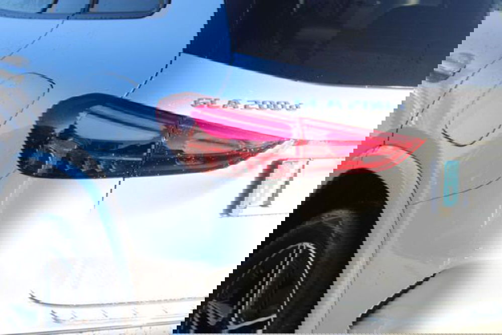 Mercedes-Benz GLA SUV nuova a Lecce (8)