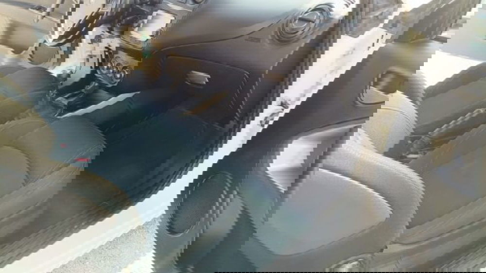 Alfa Romeo MiTo usata a Macerata (9)