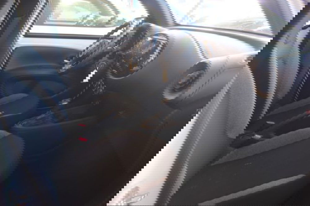 Toyota Aygo X nuova a Roma (7)