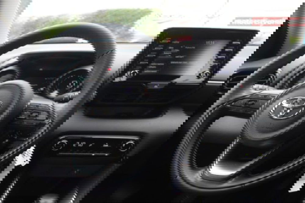 Toyota Yaris Cross usata a Roma (10)