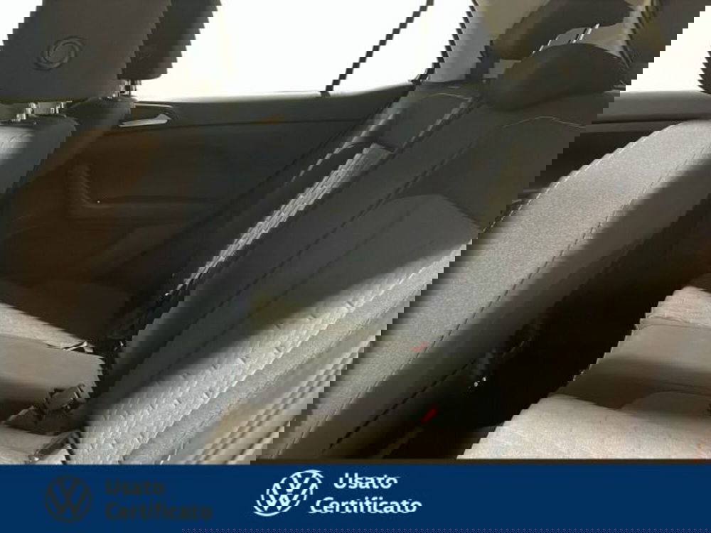Volkswagen T-Cross usata a Vicenza (8)
