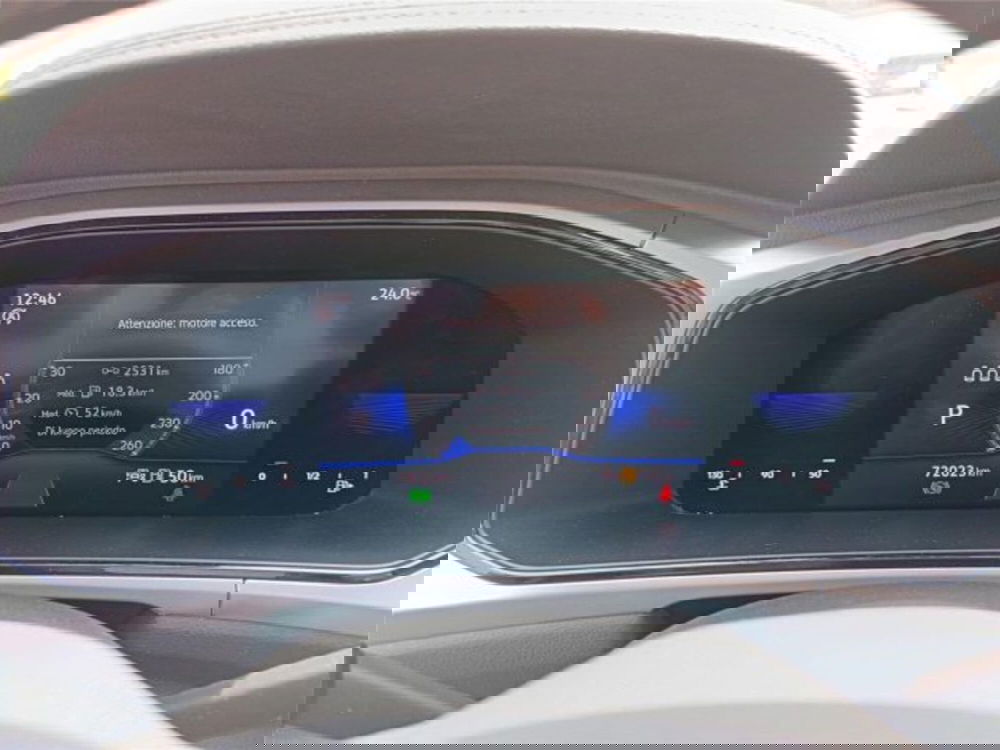 Volkswagen T-Roc usata a Bari (16)