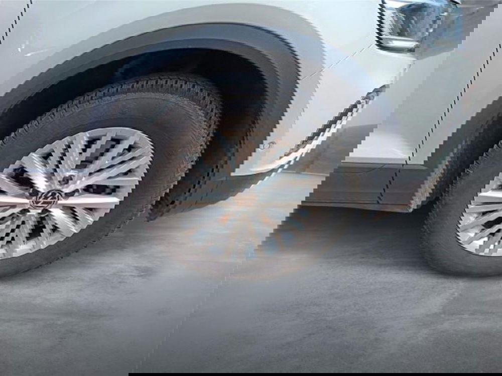 Volkswagen T-Roc usata a Bari (8)