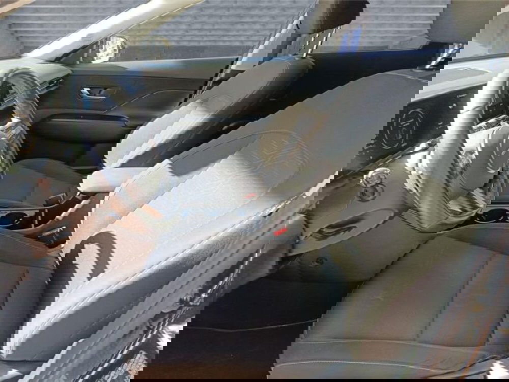 Hyundai Kona usata a Bari (11)