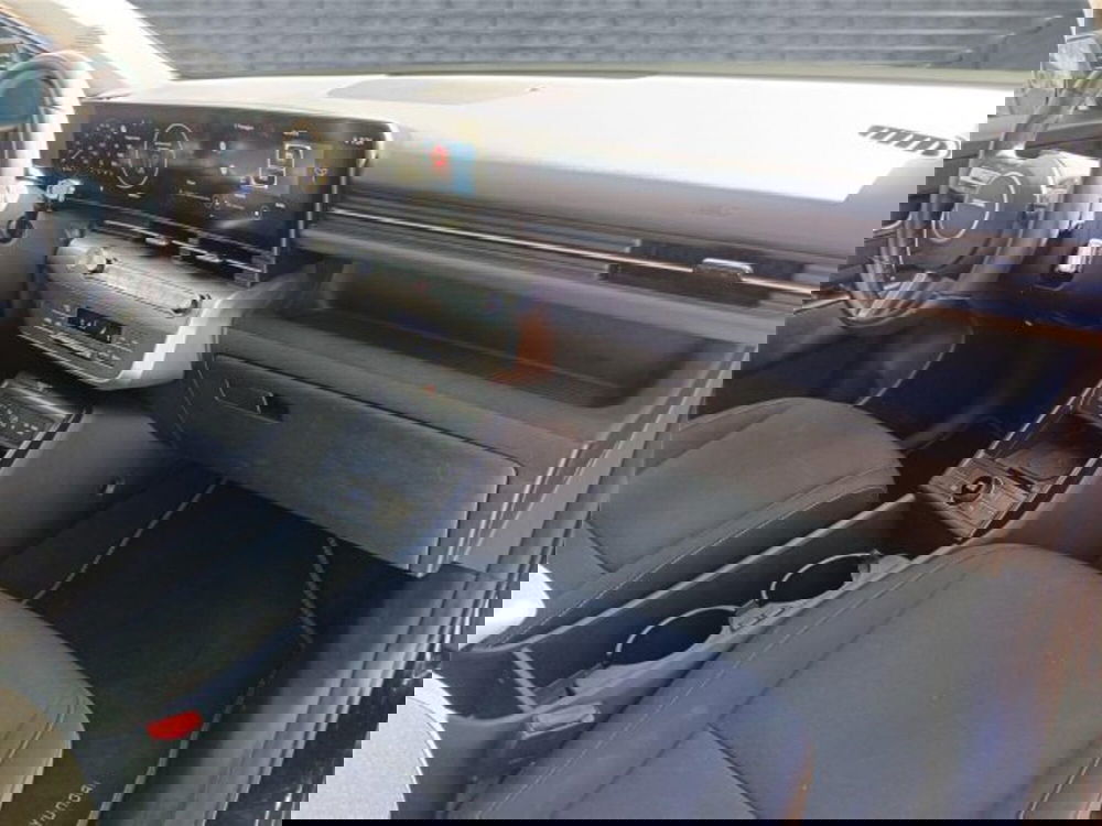 Hyundai Kona usata a Bari (12)