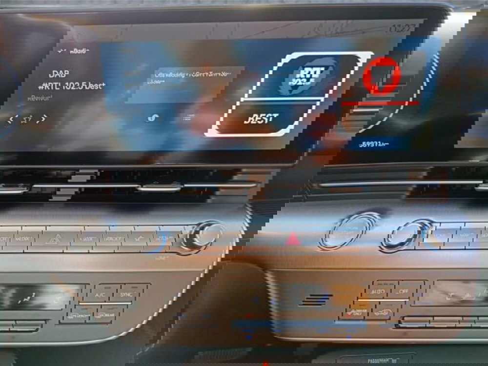 Hyundai Kona usata a Bari (17)