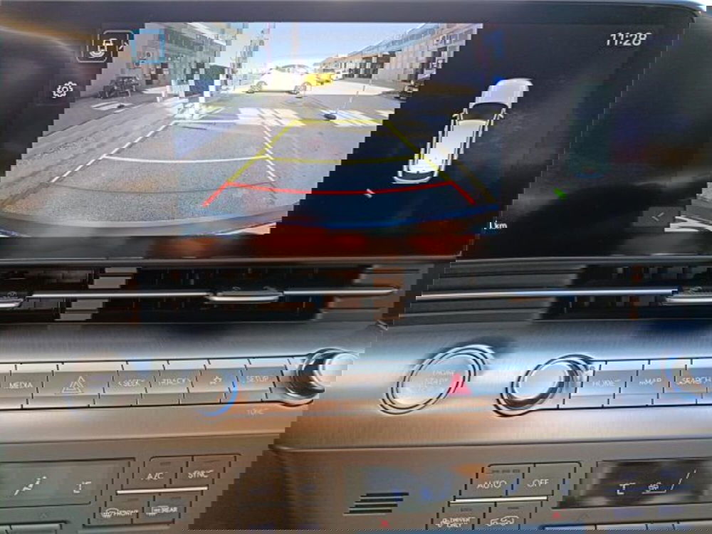 Hyundai Kona usata a Bari (18)