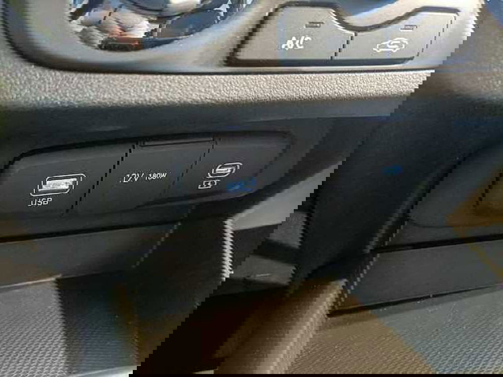 Hyundai i10 usata a Venezia (13)