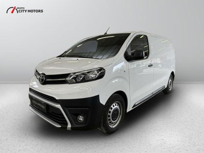 Toyota Proace 1.5D 120CV S&amp;S PL-TN Furgone Medium 4p.10q Comfort del 2022 usata a Monza