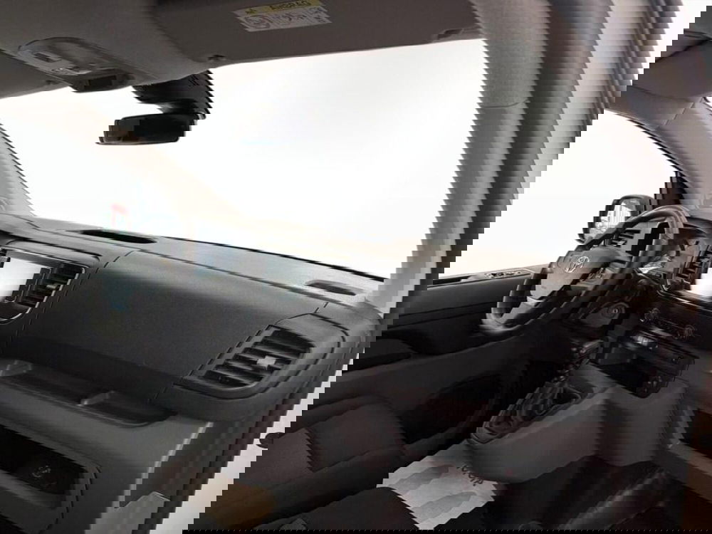Toyota Proace usata a Monza e Brianza (9)