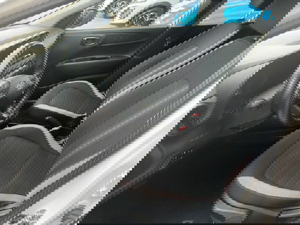 Hyundai i10 usata a Bari (7)