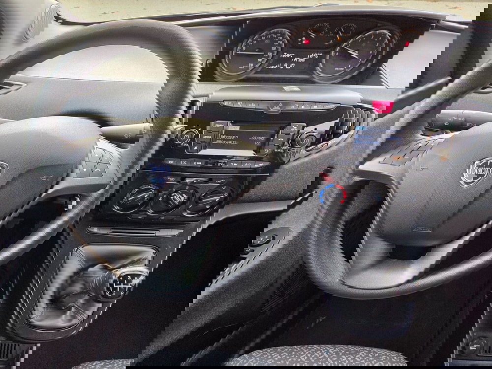 Lancia Ypsilon usata a Torino (10)