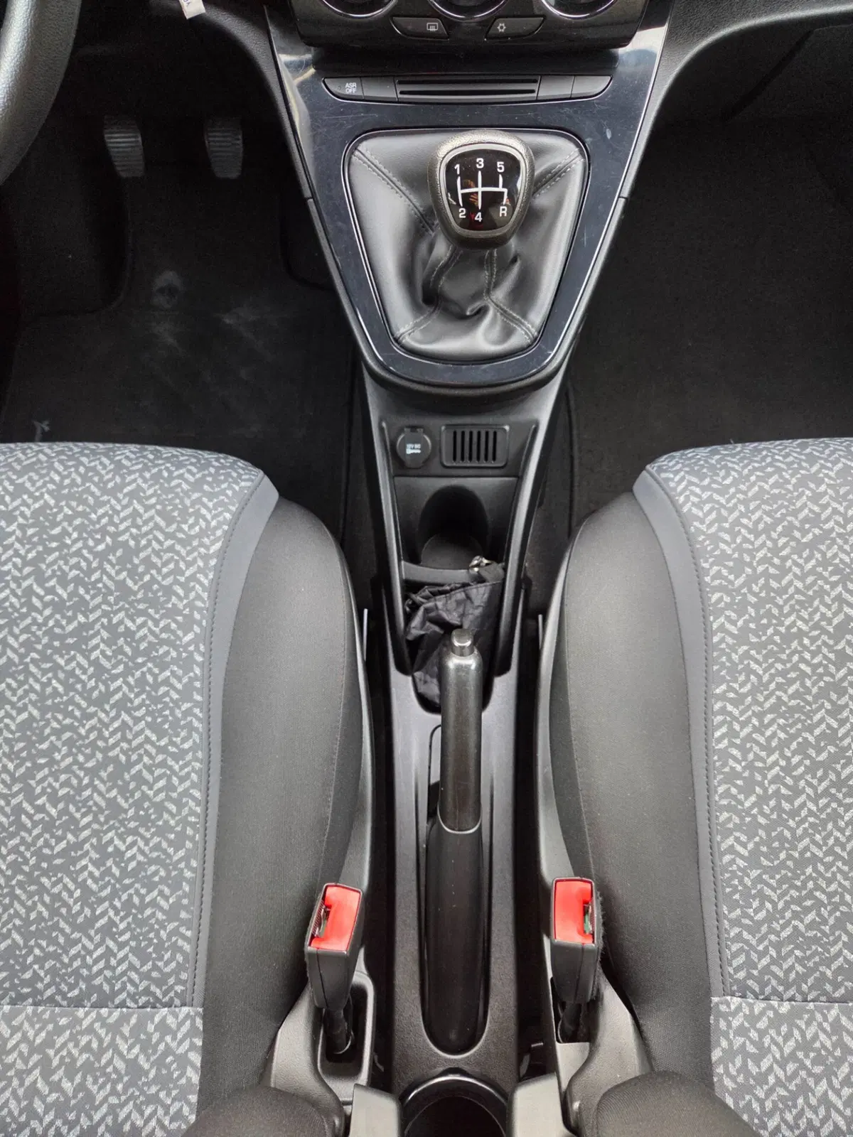 Lancia Ypsilon usata a Torino (16)