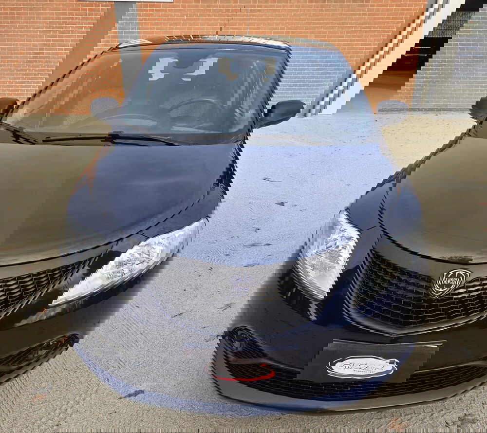 Lancia Ypsilon usata a Torino (6)