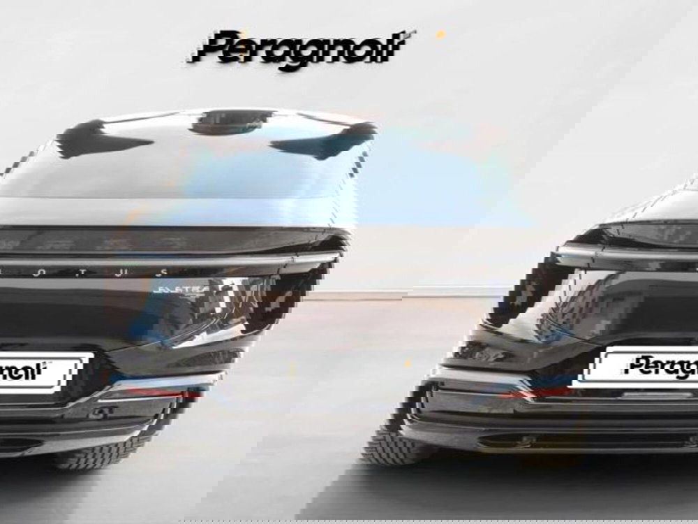 Lotus Eletre nuova a Firenze (6)