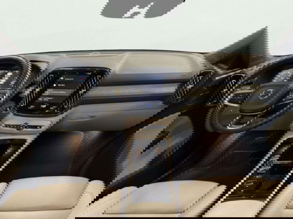 Volvo XC40 usata a Firenze (15)