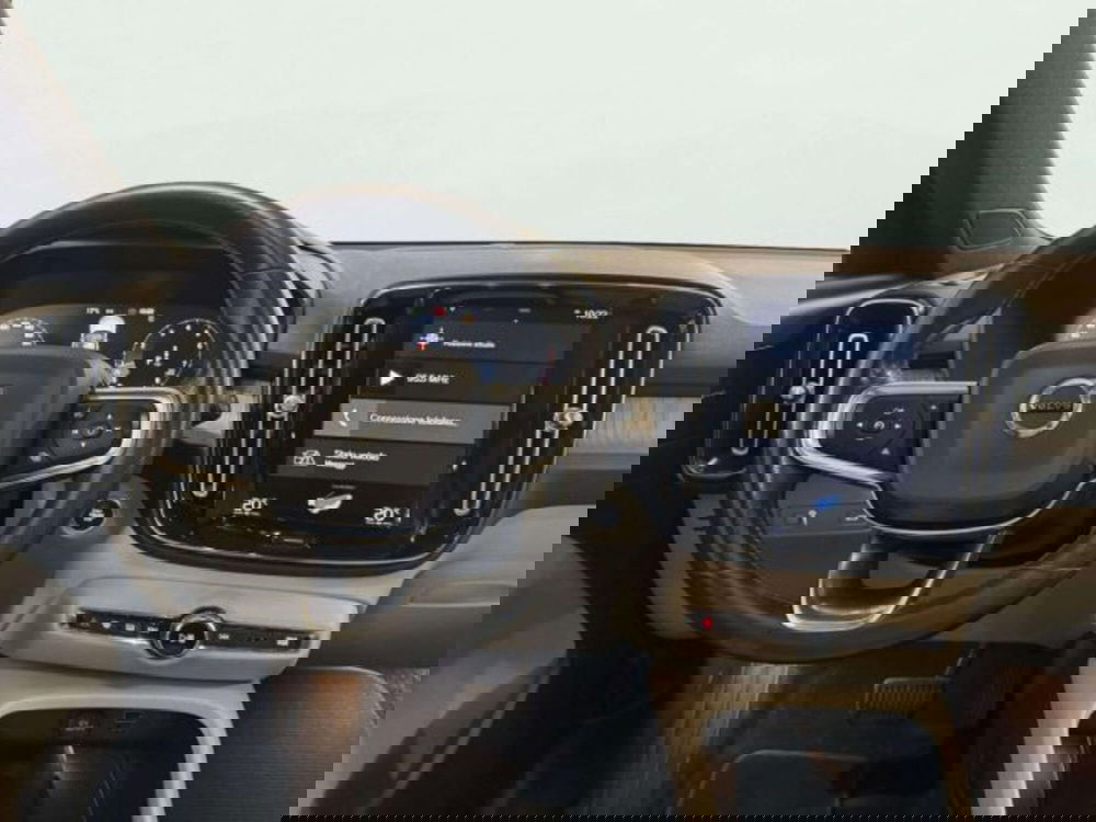 Volvo XC40 usata a Firenze (16)