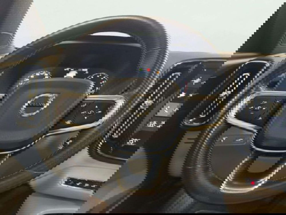 Volvo XC40 usata a Firenze (17)