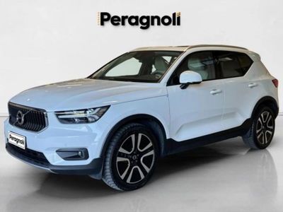 Volvo XC40 D4 AWD Geartronic Momentum del 2019 usata a Firenze
