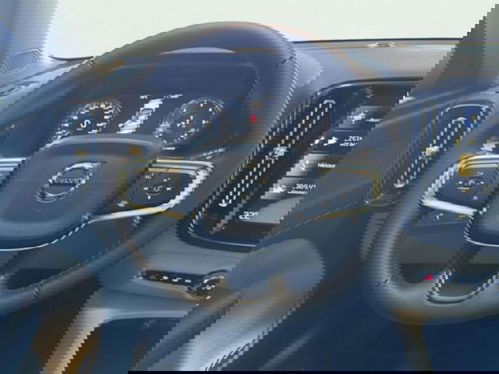 Volvo XC40 usata a Firenze (17)