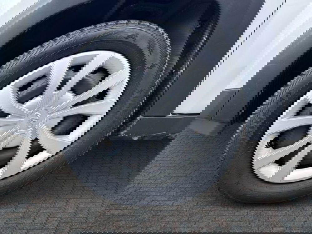 Mahindra KUV100 usata a Bologna (9)