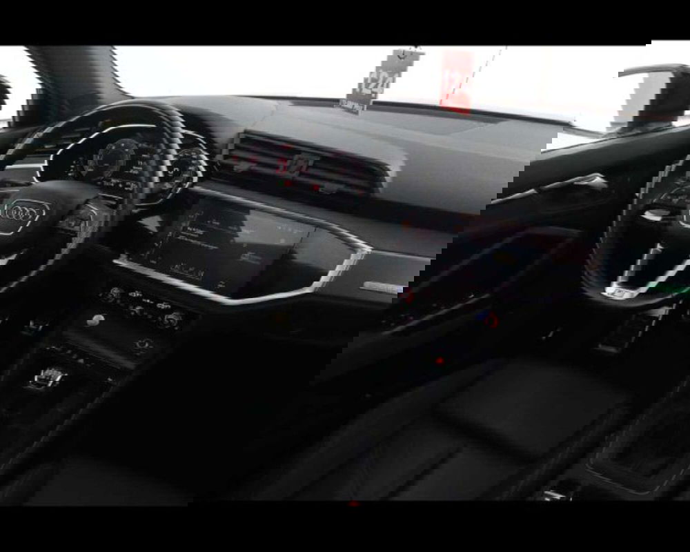 Audi Q3 Sportback usata a Bologna (19)