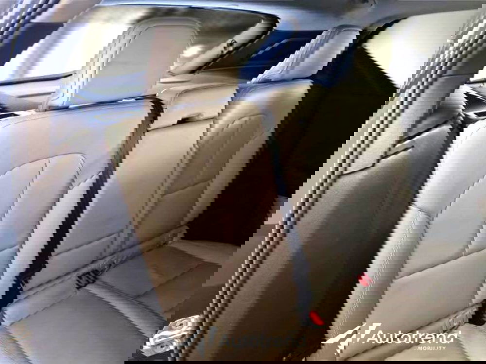 Volvo XC40 usata a Bari (9)