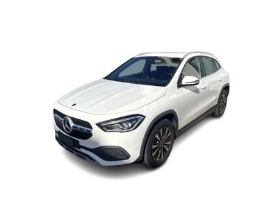 Mercedes-Benz GLA SUV 200 d Automatic Sport del 2021 usata a Bari
