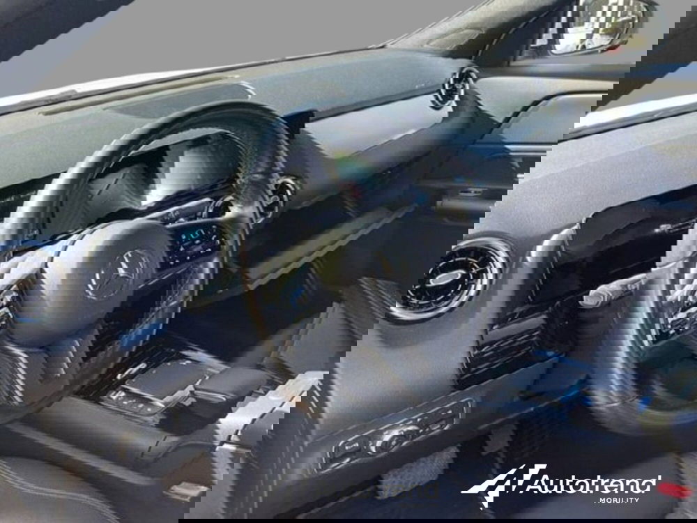 Mercedes-Benz GLA SUV usata a Bari (3)