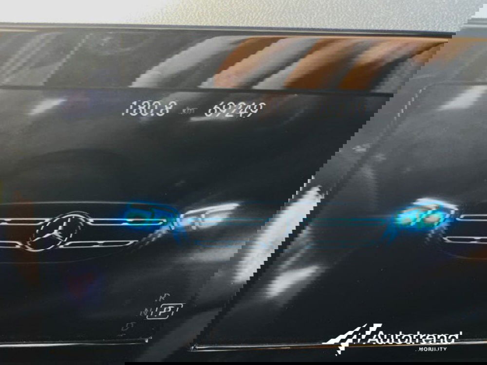 Mercedes-Benz GLA SUV usata a Bari (4)